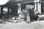 Princess Feeding Peacocks at Ainahau